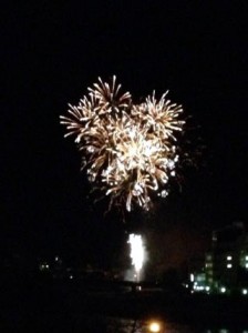 旅立ちの応援花火3月22日